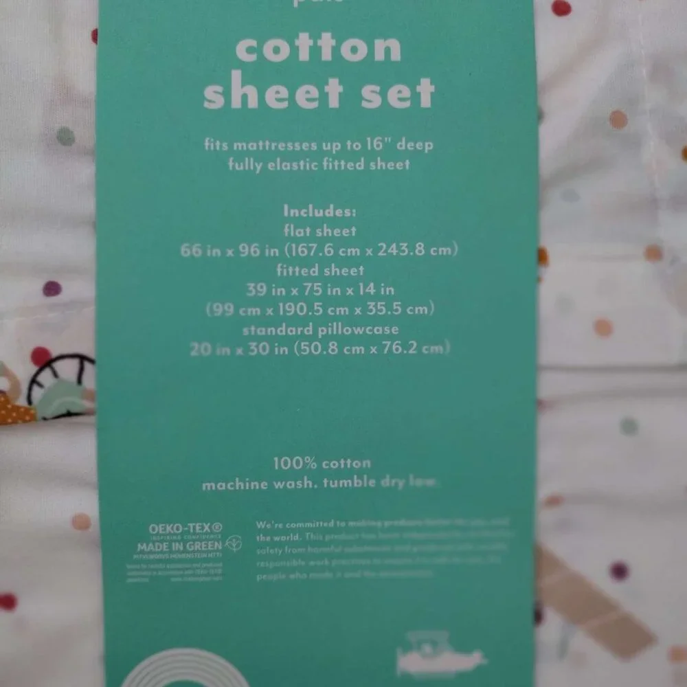 100 % cotton Twin size Pillowfort sheet set for kids Pals Multicolor Beautiful
